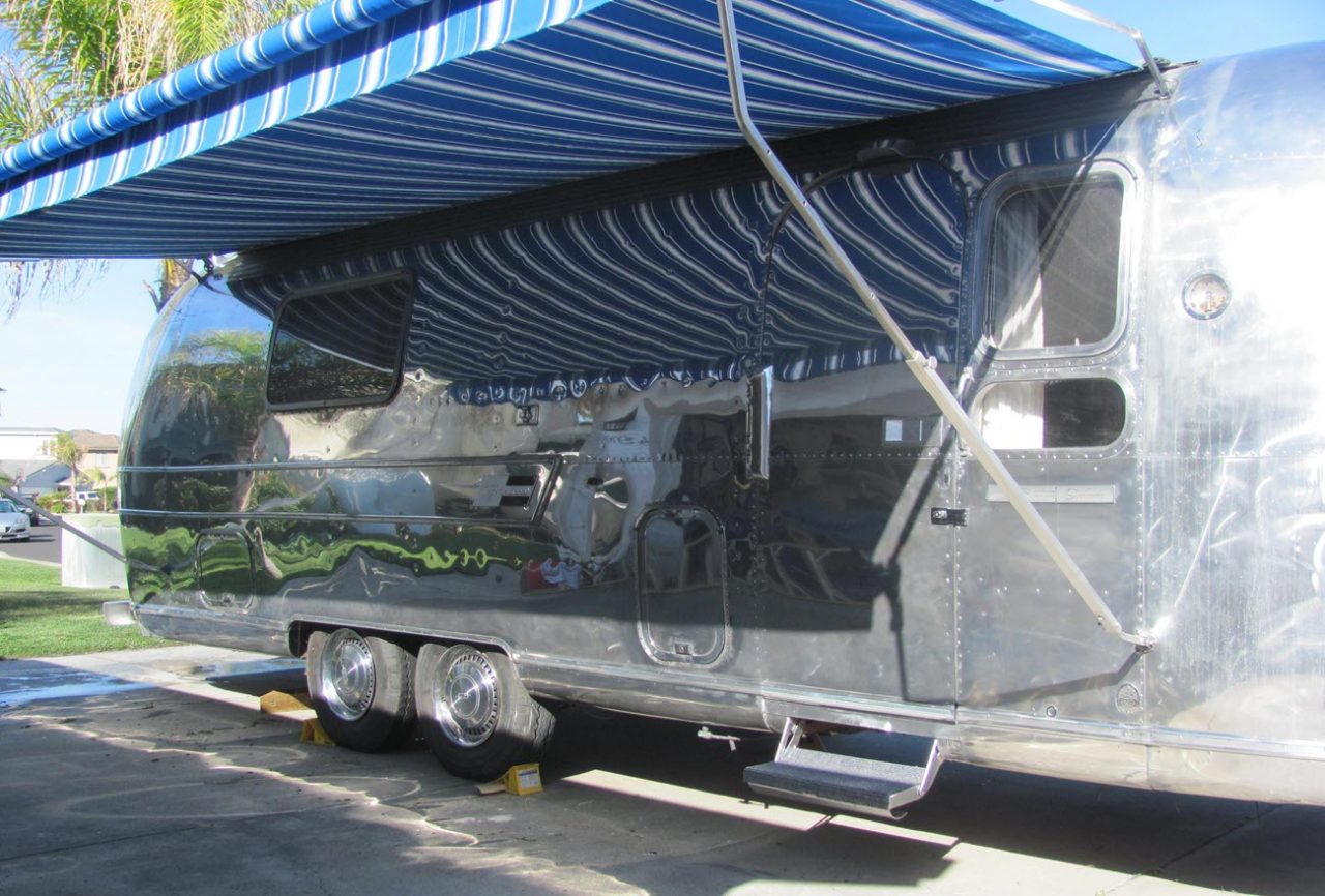 Zip Dee Awnings Zip Dee Awnings Add To Your RV Enjoyment